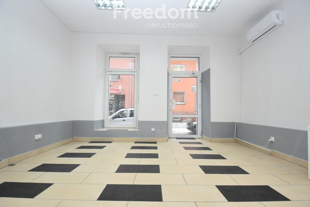 Biuro 51,40 m², oferta nr , 1546/3685/OLS, Namysłów-idx