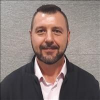 Agent Mariusz Olczak
