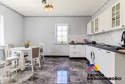 166450227 - zdjęcie nr 2