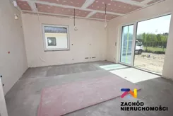 155370227 - zdjęcie nr 1