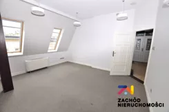 161270227 - zdjęcie nr 3