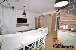 166860227 - zdjęcie nr 0