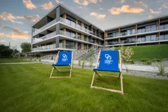 Omega Lake Apartments - zdjęcie nr 1