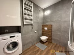 916493 - zdjęcie nr 4