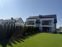 837492 - zdjęcie nr 2