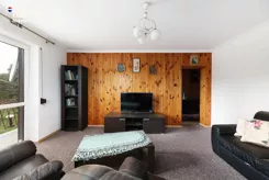REMAX-402-DS-INVEST - zdjęcie nr 2