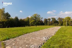 REMAX-222-GS-INVEST - zdjęcie nr 1