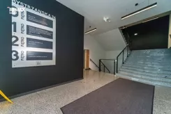 REMAX-414-KW-INVEST - zdjęcie nr 1