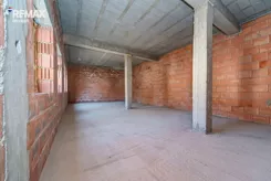 REMAX-192-KS-INVEST - zdjęcie nr 3