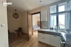 REMAX-401/3123/OMW - zdjęcie nr 0