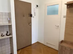 REMAX-96-MW-CITY - zdjęcie nr 4