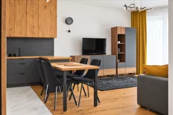 REMAX-19-MW-CuGzj4A7w0 - zdjęcie nr 3