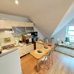 REMAX-532-MS-INVEST - zdjęcie nr 0