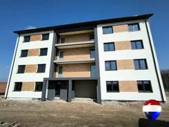 REMAX-102/5552/OMS - zdjęcie nr 2