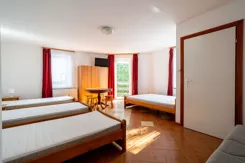 886549 - zdjęcie nr 4