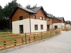 Osiedle budynków jednorodzinnych - zdjęcie nr 1