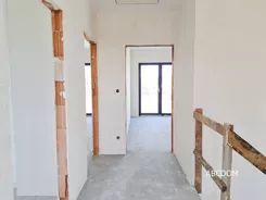402140235 - zdjęcie nr 5