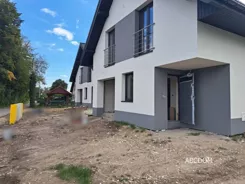 402580235 - zdjęcie nr 1