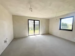 402840235 - zdjęcie nr 2