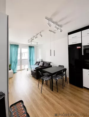 Mieszkanie dwupokojowe 38,50 m², Ząbki, Miła, Sprzedaż