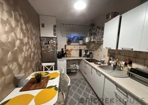 Mieszkanie trzypokojowe 53,50 m², Ząbki, Powstańców, Sprzedaż