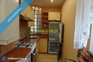 Mieszkanie dwupokojowe 40,00 m², Żary, Baczyńskiego, Sprzedaż