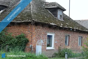 Mieszkanie trzypokojowe 50,00 m², Brojce, Uniestowo, Sprzedaż