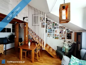 Mieszkanie czteropokojowe 75,00 m², Zakrzowiec, Sprzedaż
