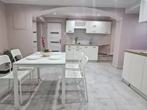 Mieszkanie siedmiopokojowe 125,00 m², Zielona Góra, Sprzedaż