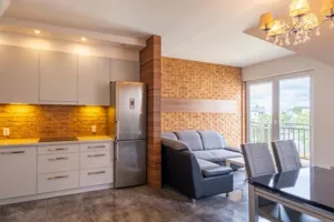 Mieszkanie pięciopokojowe 94,50 m², Giżycko, Żeglarska, Sprzedaż