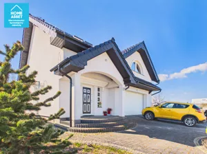 Dom wolnostojący 184,60 m², Mrzezino, Jesionowa, Sprzedaż