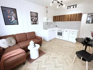 LUX 2 POKOJE, GARDEROBA, RENERALNY REMONT!
