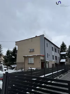 Dom bliźniak 240,00 m², Łodygowice, Sprzedaż