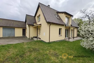 Dom wolnostojący 233,58 m², Długołęka, Wschodnia, Sprzedaż