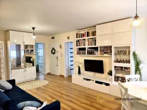 Mieszkanie czteropokojowe 65,70 m², Oława, Fryderyka Chopina, Sprzedaż