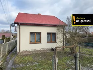 Dom wolnostojący 75,00 m², Ostrowiec Świętokrzyski, Kolejowa, Sprzedaż