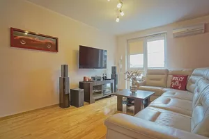 Mieszkanie trzypokojowe 86,80 m², Ełk, Centrum, Elizy Orzeszkowej, Sprzedaż