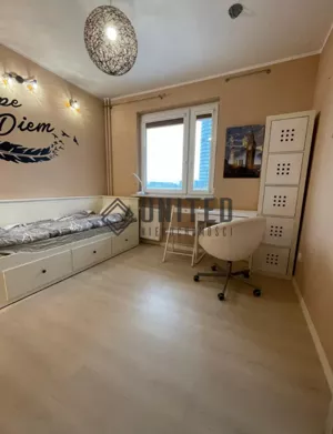 Mieszkanie pięciopokojowe 84,20 m², Wrocław, Huby, Radosna, Sprzedaż