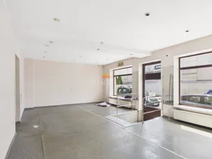 Lokal użytkowy 60,00 m², Nowy Targ, Królowej Jadwigi, Wynajem