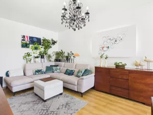 Mieszkanie czteropokojowe 87,40 m², Kołobrzeg, Helsińska, Sprzedaż