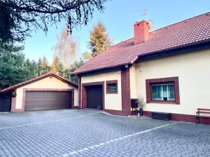Dom wolnostojący 235,00 m², Katowice, Podlesie, gen. Tadeusza Komorowskiego-Bora, Sprzedaż
