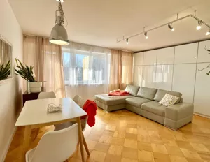 Mieszkanie trzypokojowe 62,00 m², Pabianice, Moniuszki, Sprzedaż
