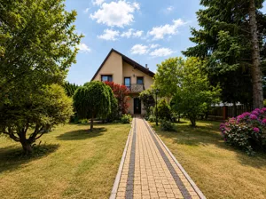 Dom wolnostojący 140,00 m², Trzebownisko, Sprzedaż