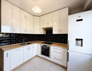 Mieszkanie pięciopokojowe 77,90 m², Rzeszów, al. prof. Adama Krzyżanowskiego, Sprzedaż