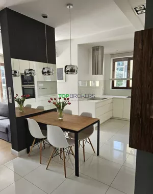 Mieszkanie trzypokojowe 92,00 m², Warszawa, Pokorna, Wynajem