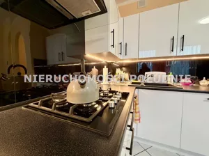 Mieszkanie dwupokojowe 50,09 m², Ustroń, Manhatan, Sprzedaż