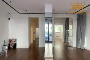 Lokal użytkowy 110,00 m², Warszawa, Śródmieście, Wynajem
