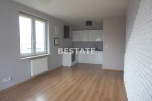 Mieszkanie trzypokojowe 63,20 m², Pabianice, Wynajem