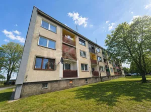 Mieszkanie trzypokojowe 66,80 m², Dalborowice, Sprzedaż