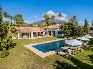 Domy R4993963 Nueva Andalucia